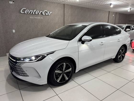 BYD KING 1.5 DM-I PHEV GS AUTOMÁTICO BYD KING 1.5 DM-I PHEV GS AUTOMÁTICO